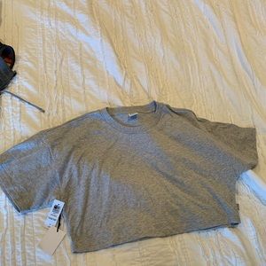 Grey crop top brand new never worn.